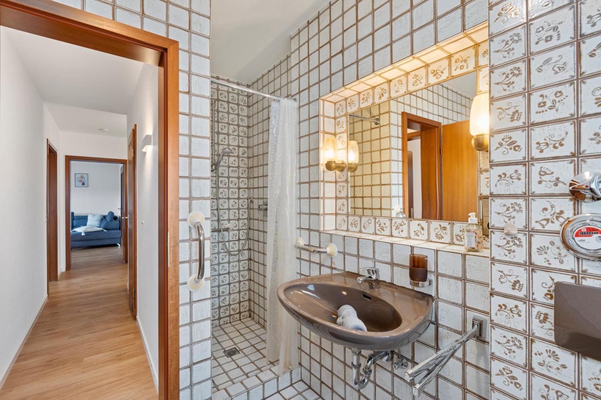 Anytime - Ferienwohnung Tina In Friedrichshafen Am Bodensee Екстер'єр фото